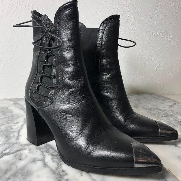 Italian Leather Booties with pointed toes and elastic band details, US Size 8.5 - Picture 1 of 11